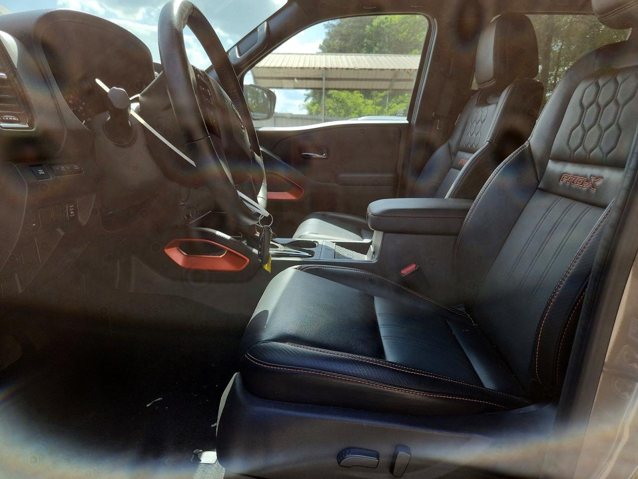 Nissan Frontier Pro-x
