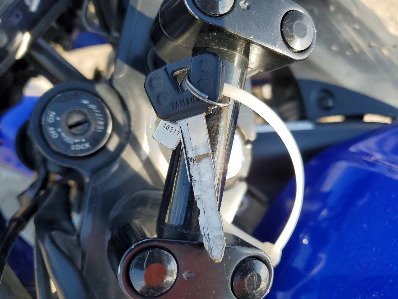 Yamaha Fzs10