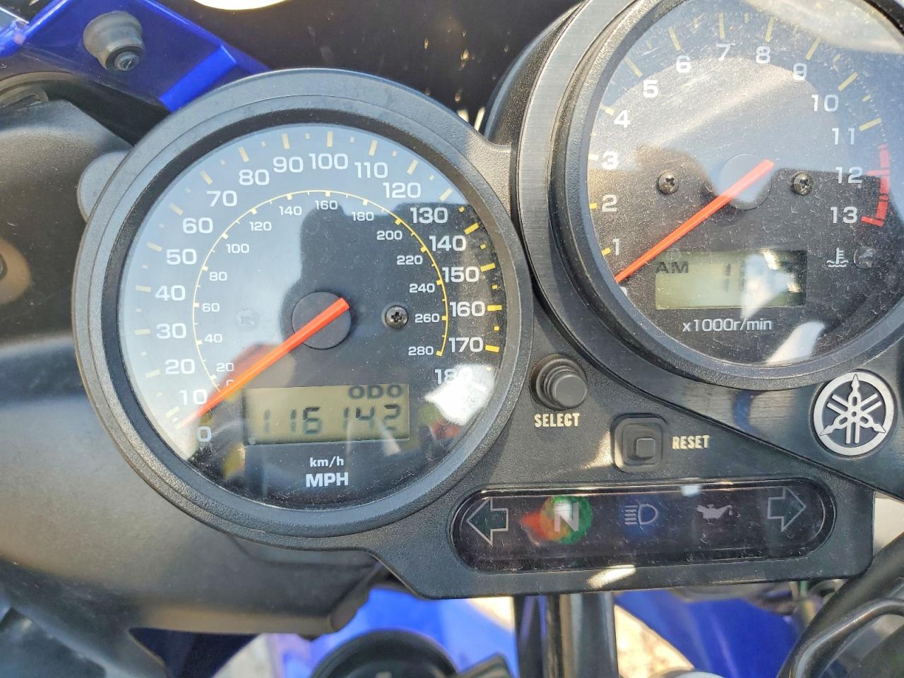 Yamaha Fzs10
