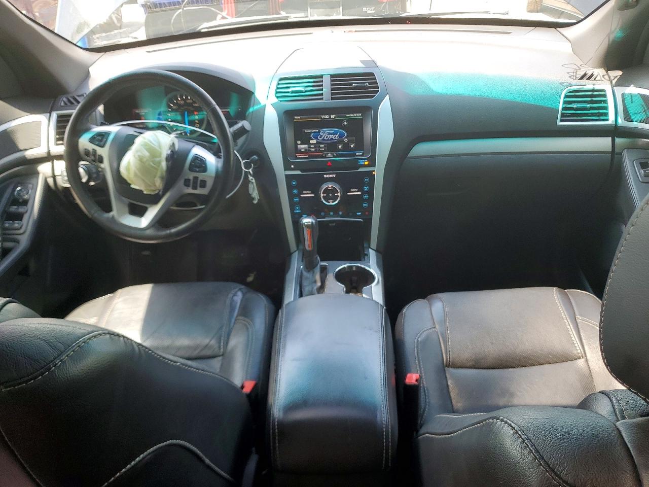 Ford Explorer Sport