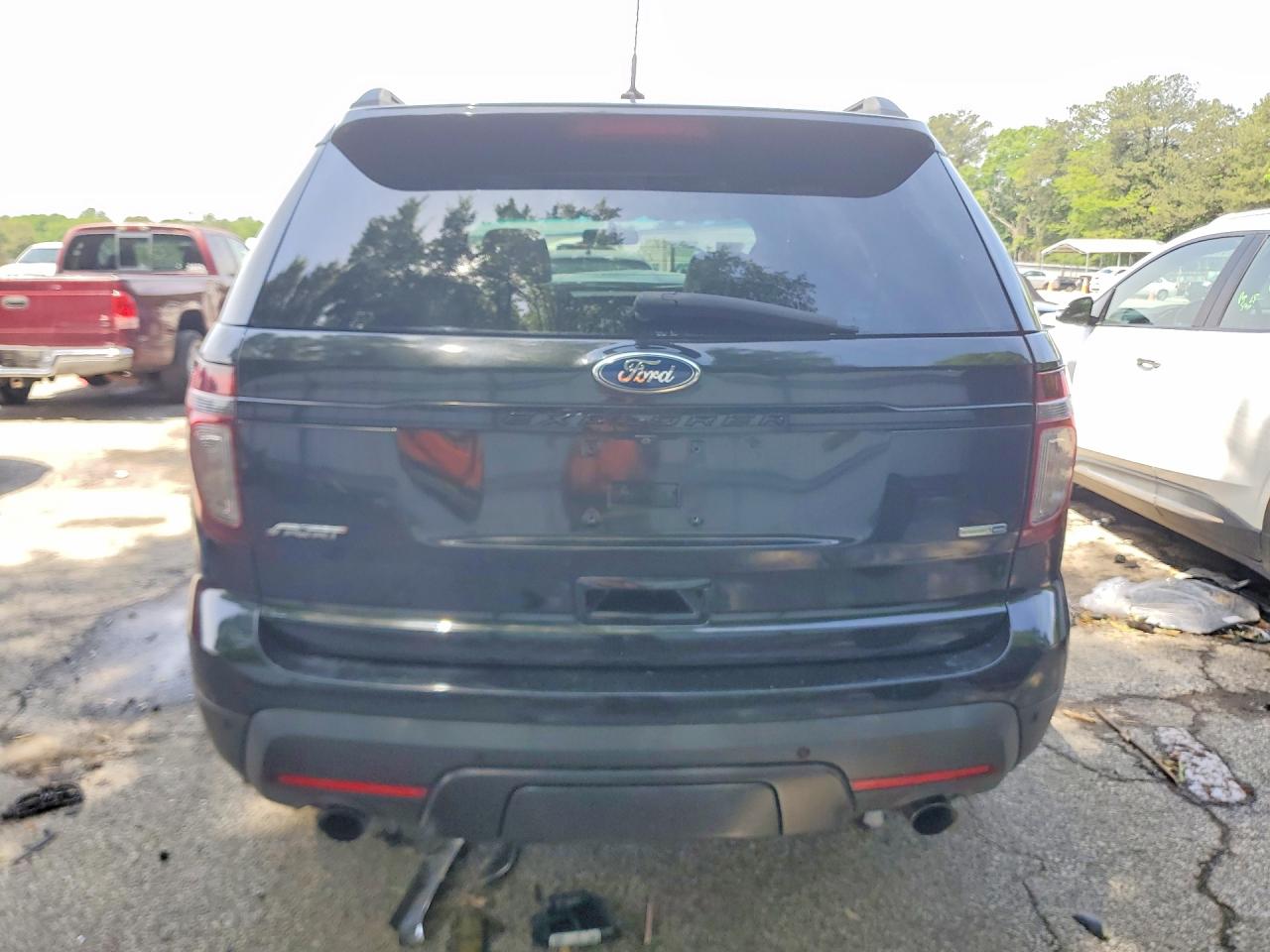 Ford Explorer Sport