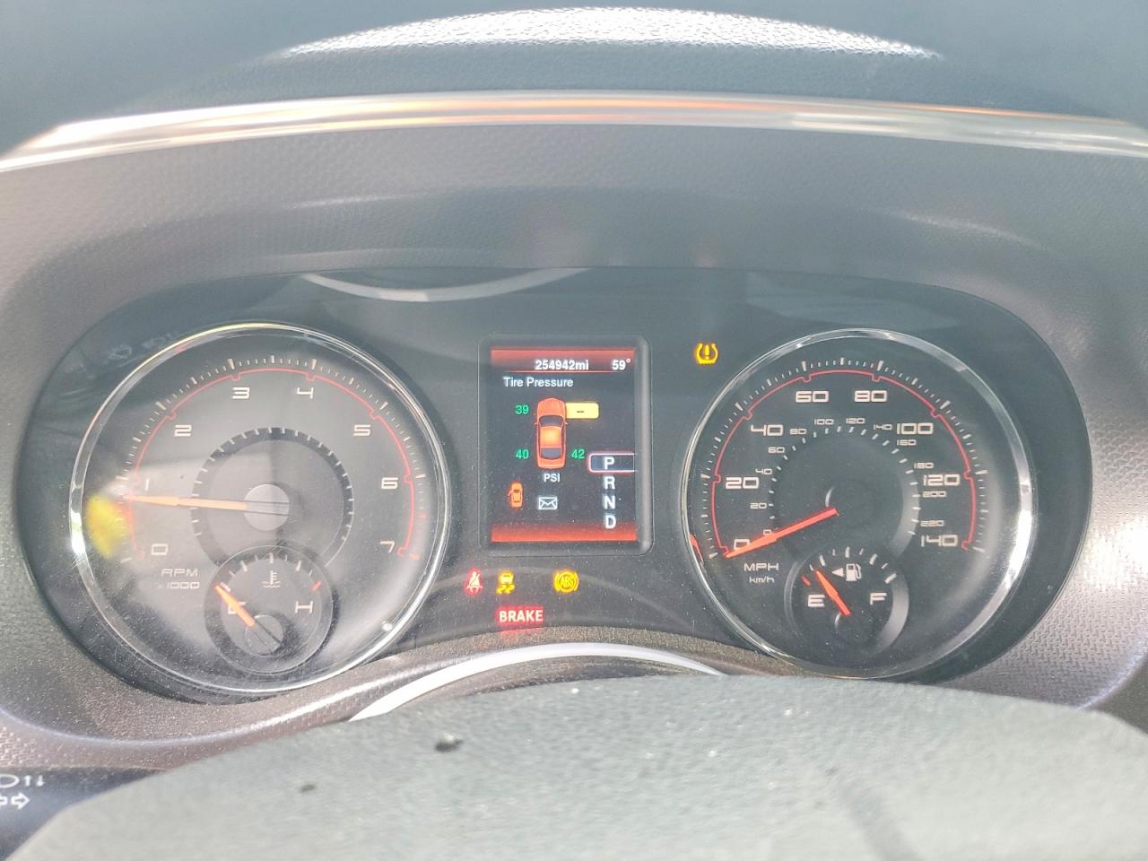 Dodge Charger Se