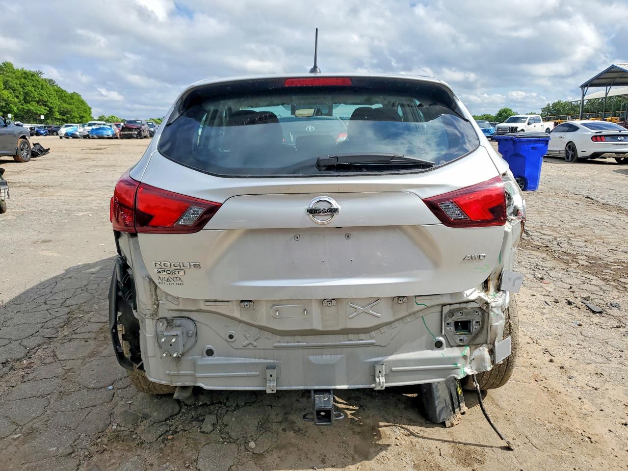 Nissan Rogue S