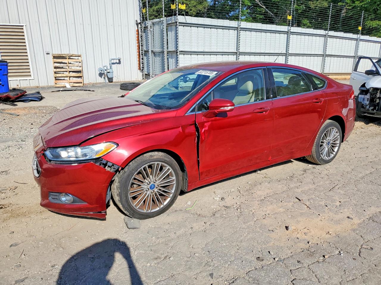 Salvage Ford Fusion Image