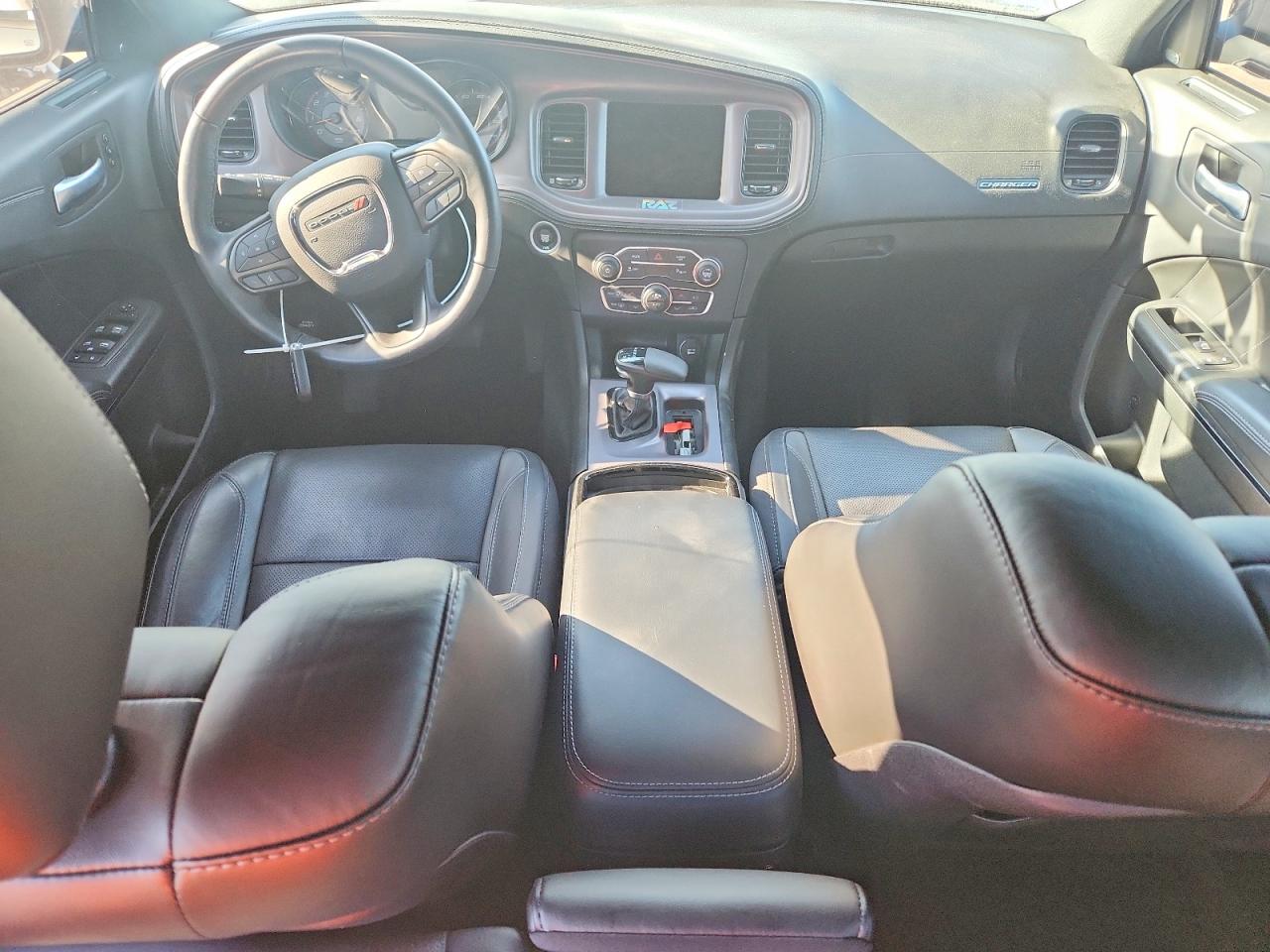 Dodge Charger Sxt