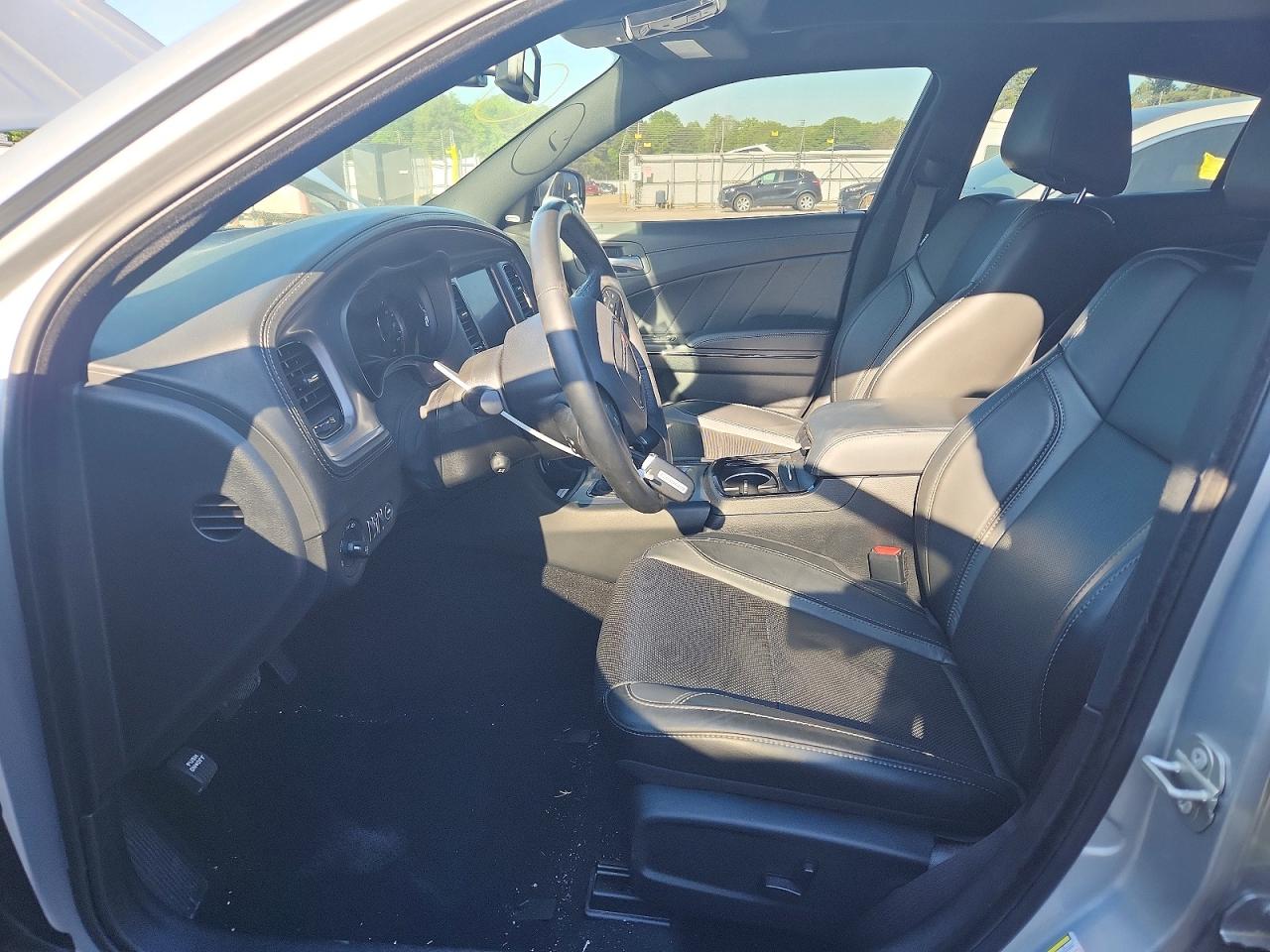 Dodge Charger Sxt