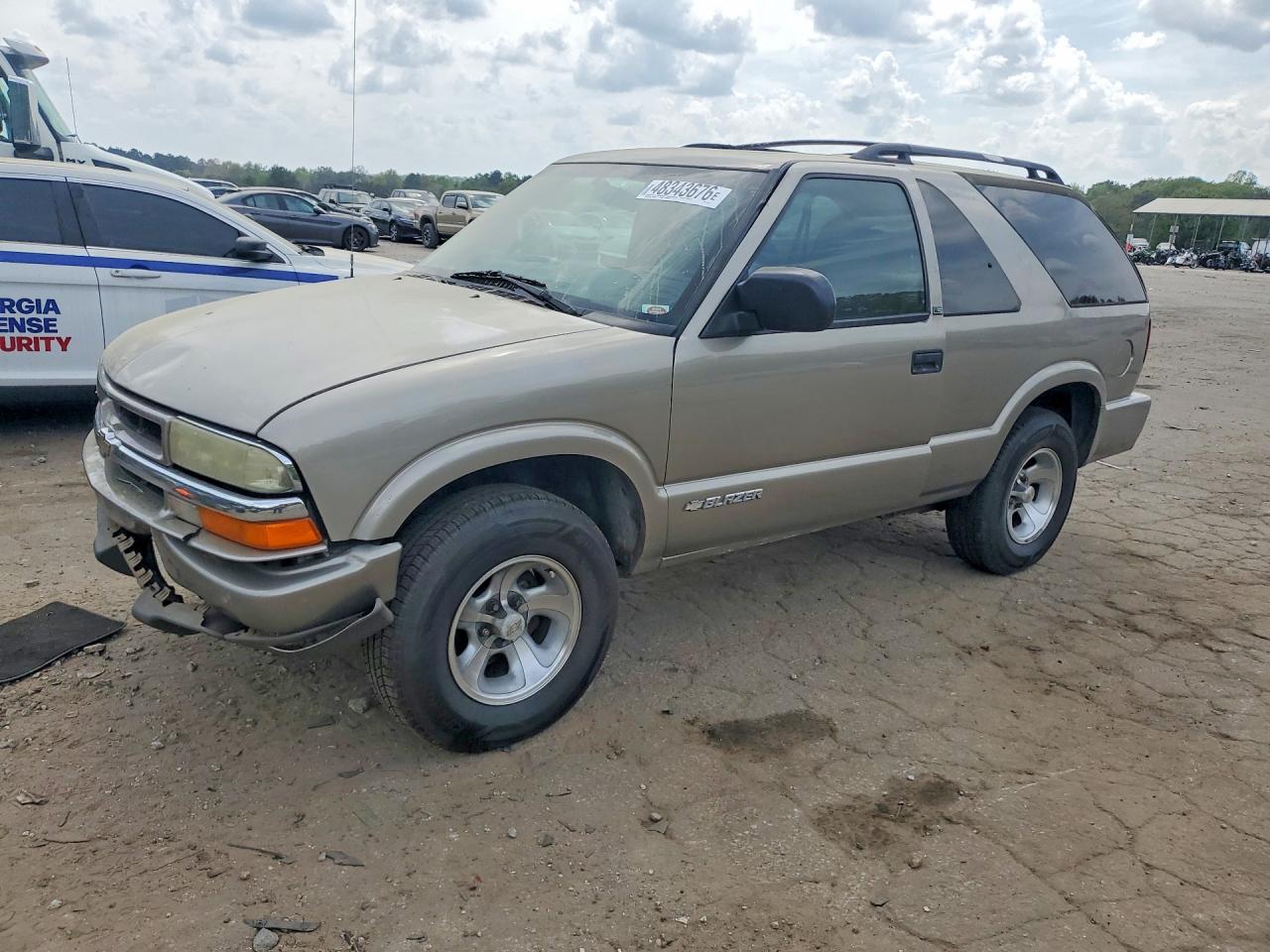 Salvage Chevrolet Blazer Image