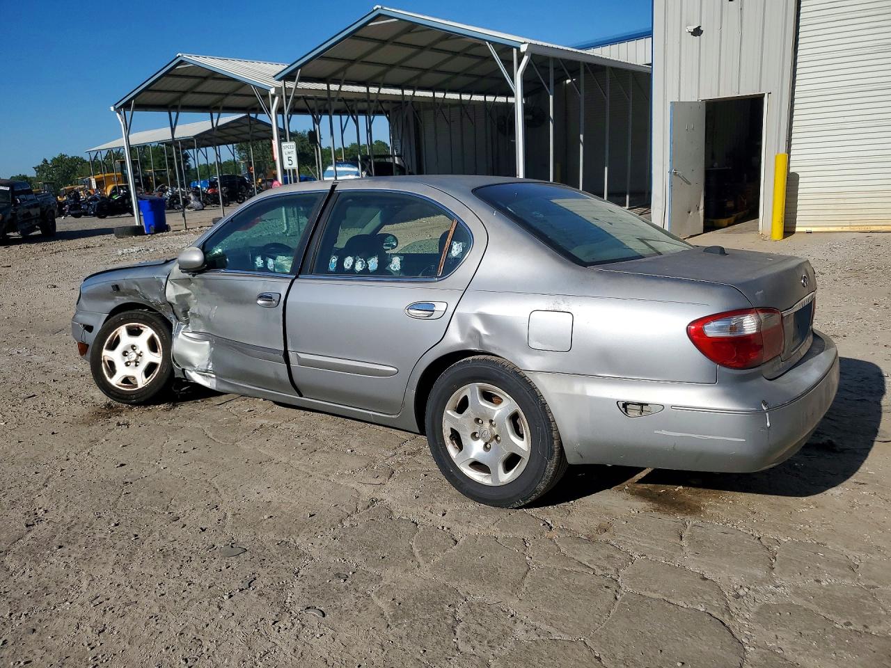 INFINITI I30 Base