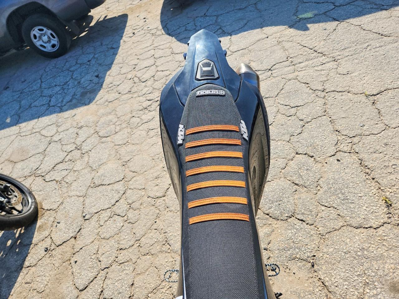 KTM Motorcycle Smc R