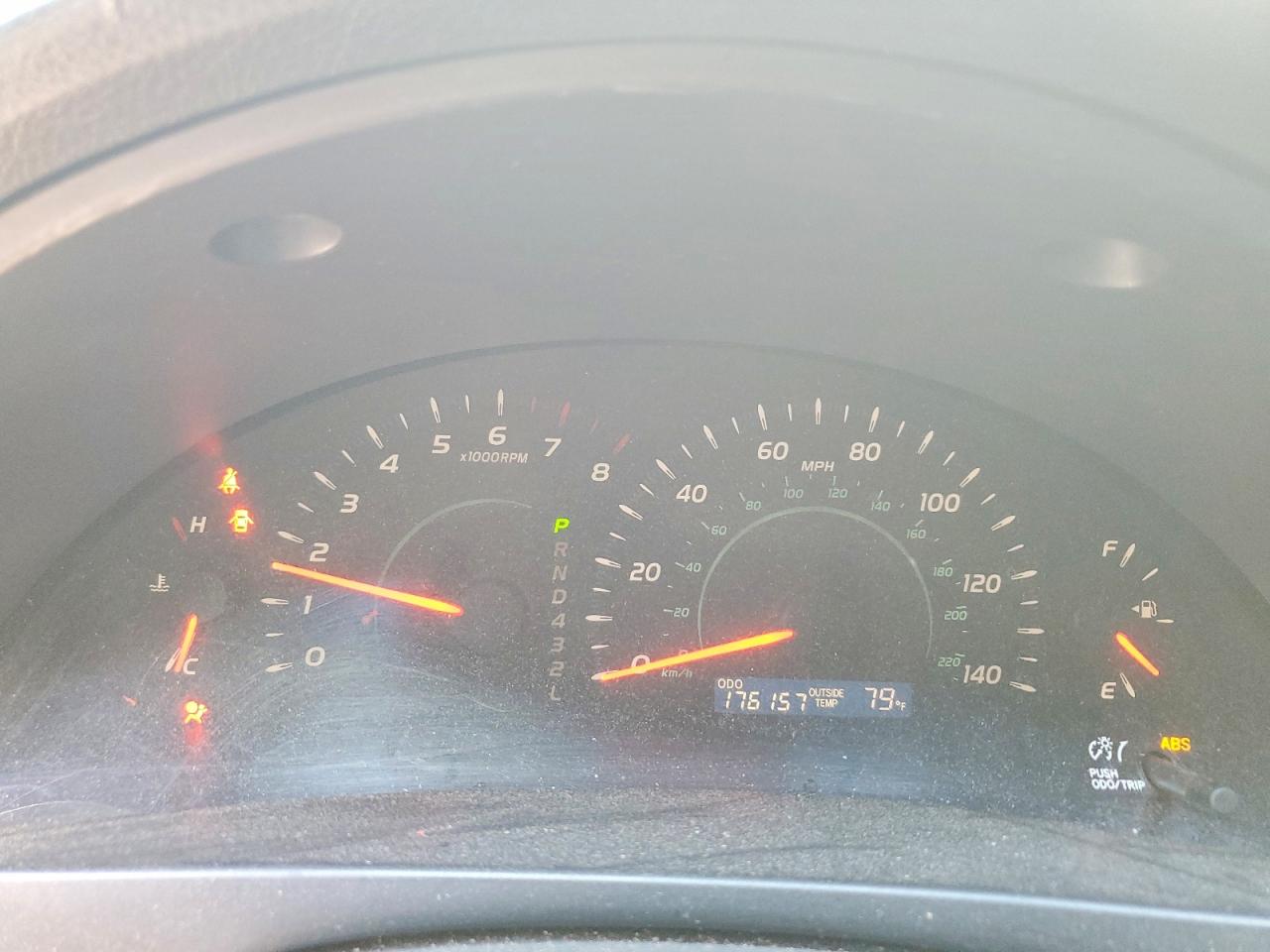 Toyota Camry Le V6