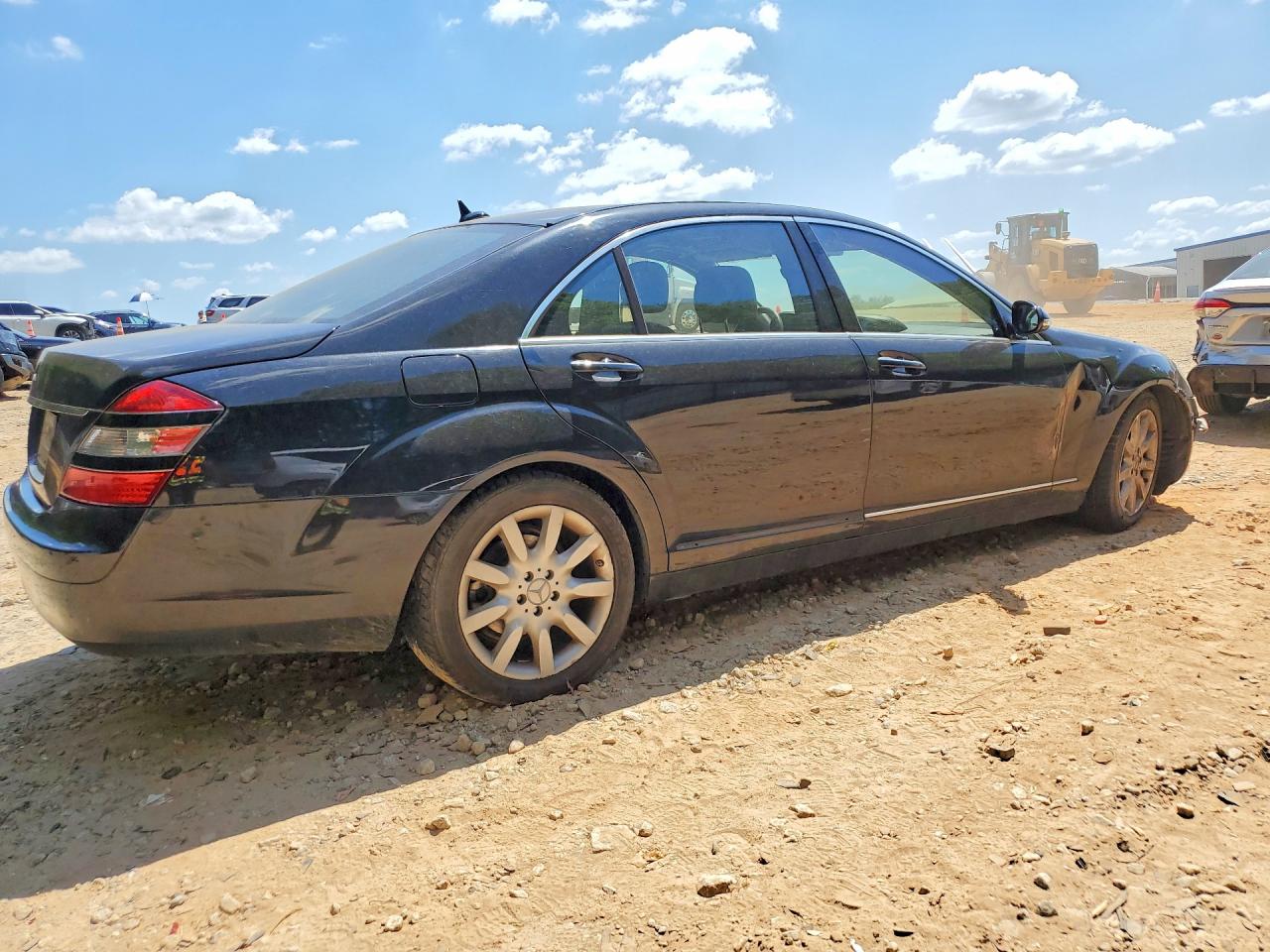 Mercedes-Benz S-Class 550