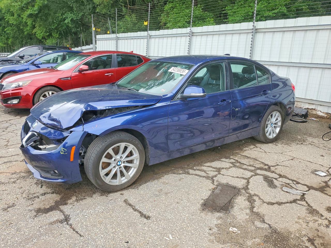 Salvage BMW 3 Series Image