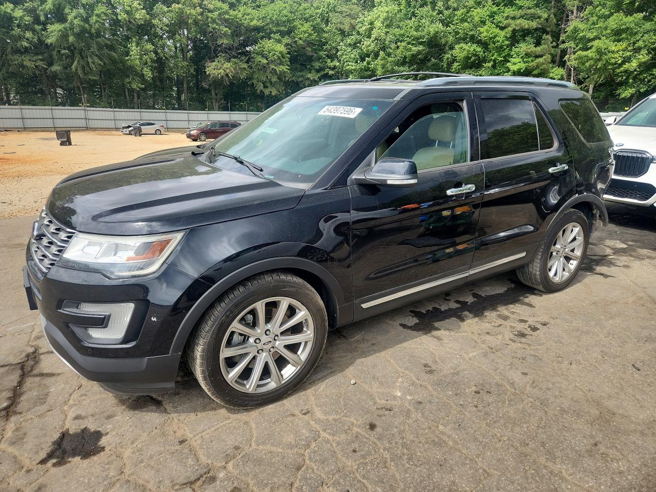 Salvage Ford Explorer Image