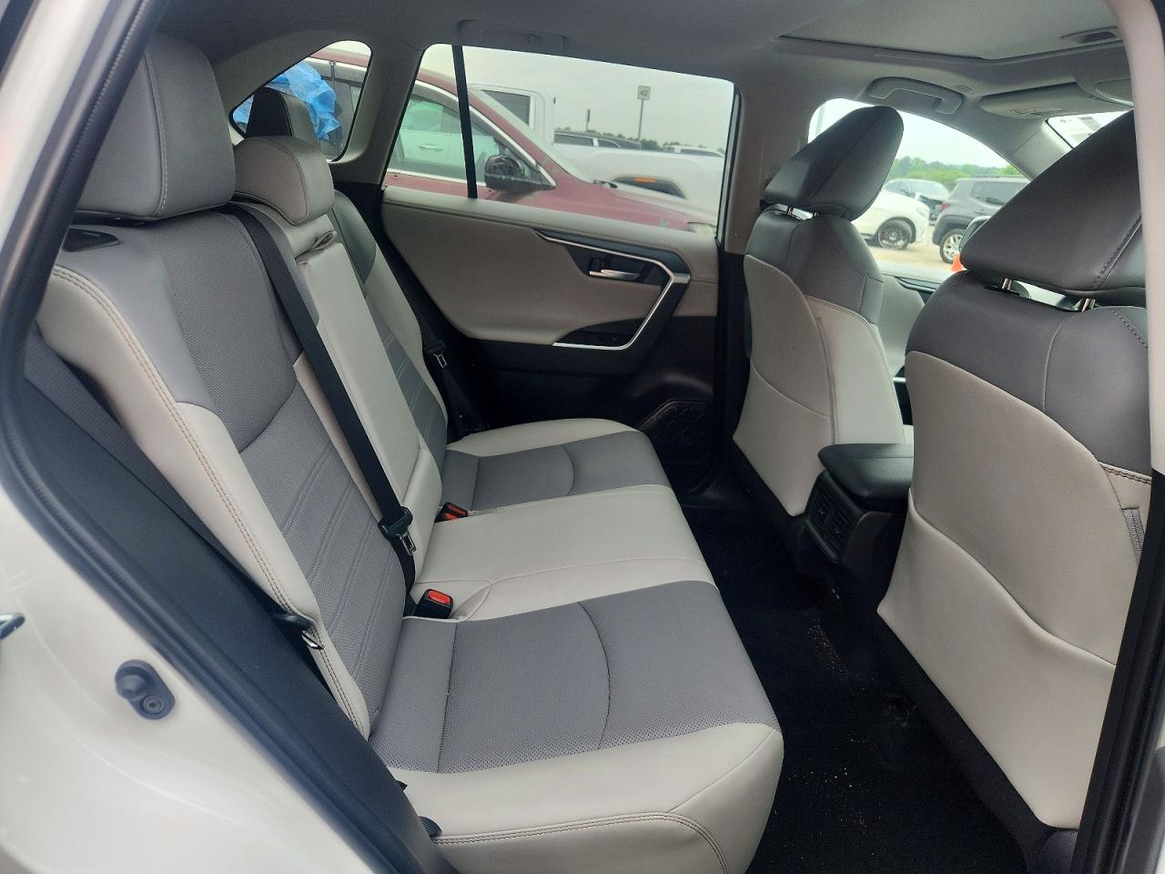 Toyota RAV4 Limited