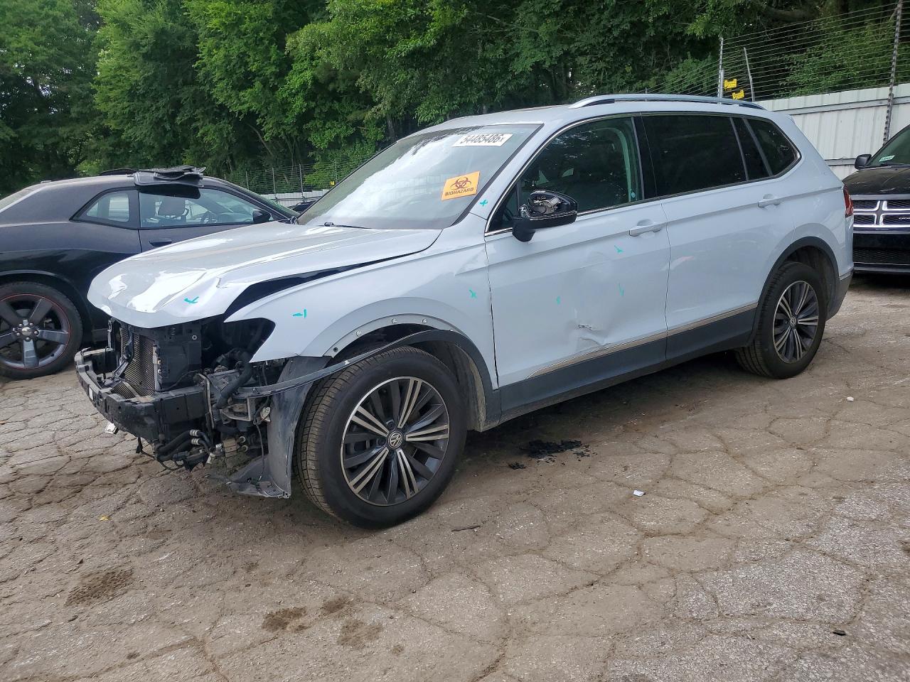 Salvage Volkswagen Tiguan Image