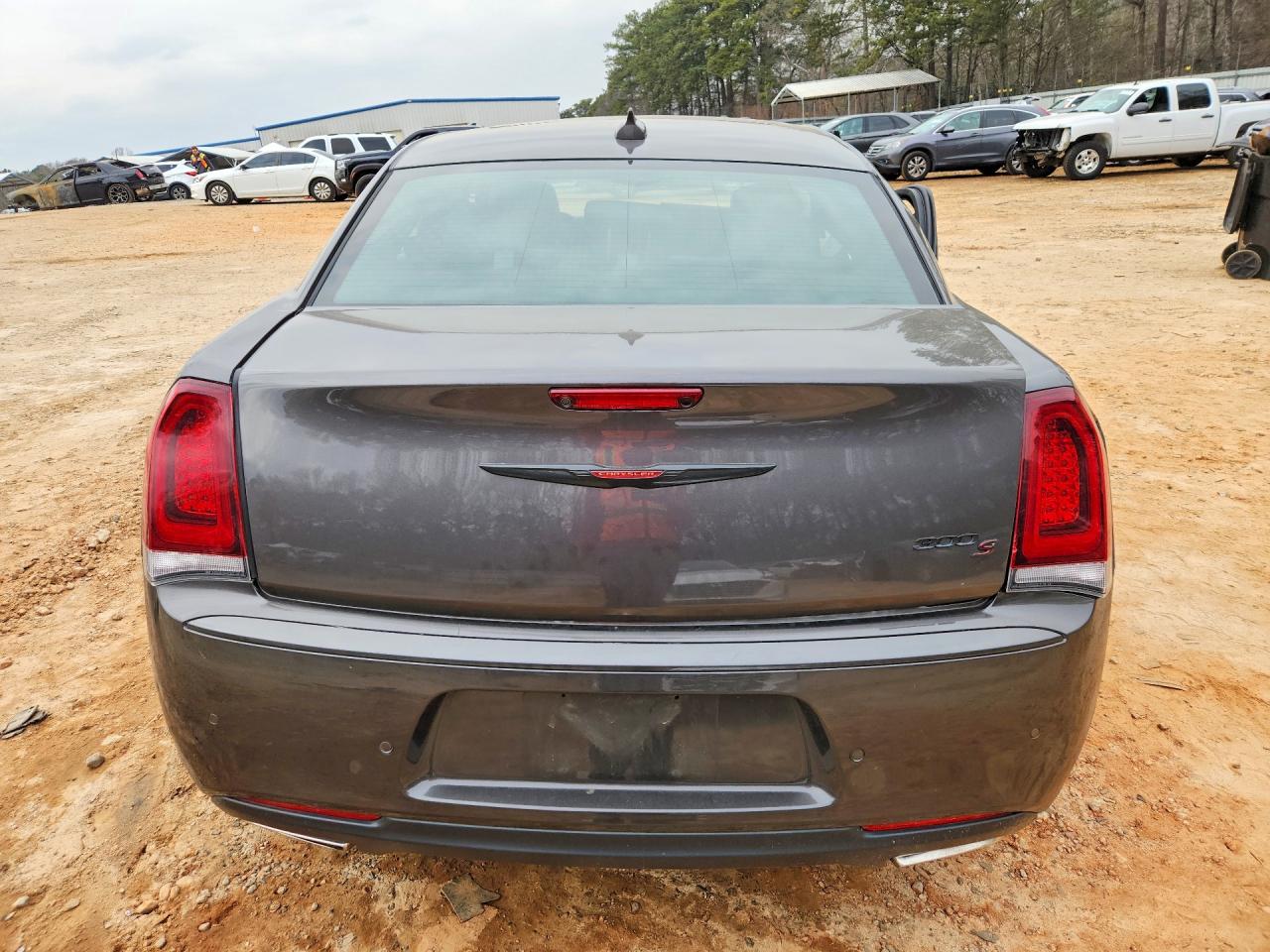 Chrysler 300 S