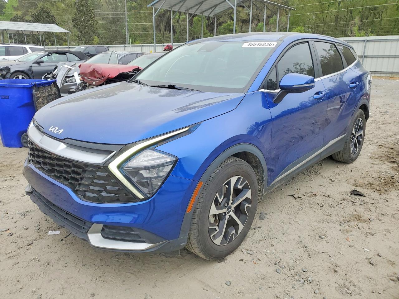 Salvage Kia Sportage Image