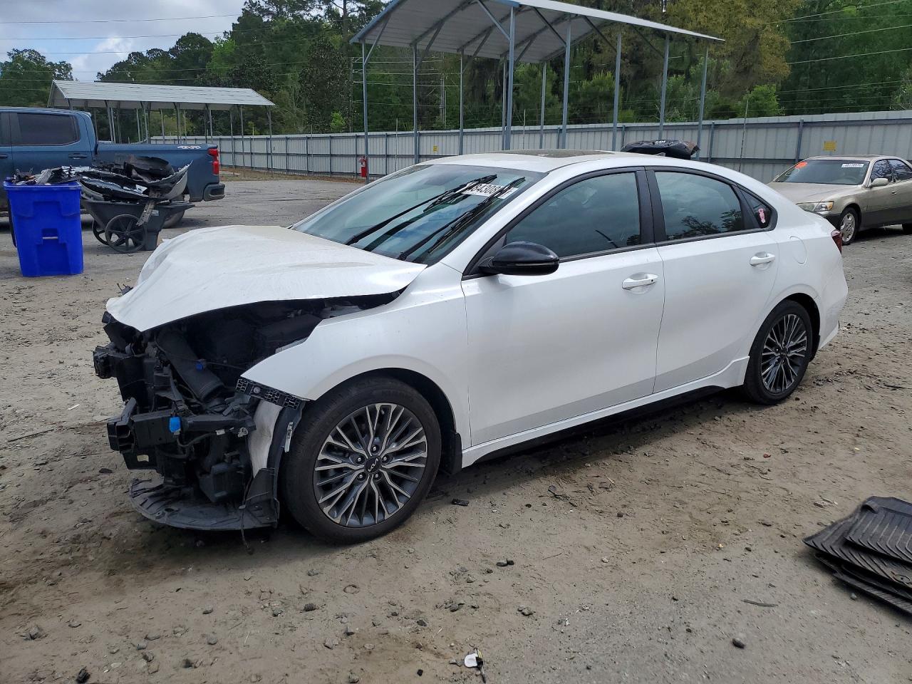 Salvage Kia Forte Image