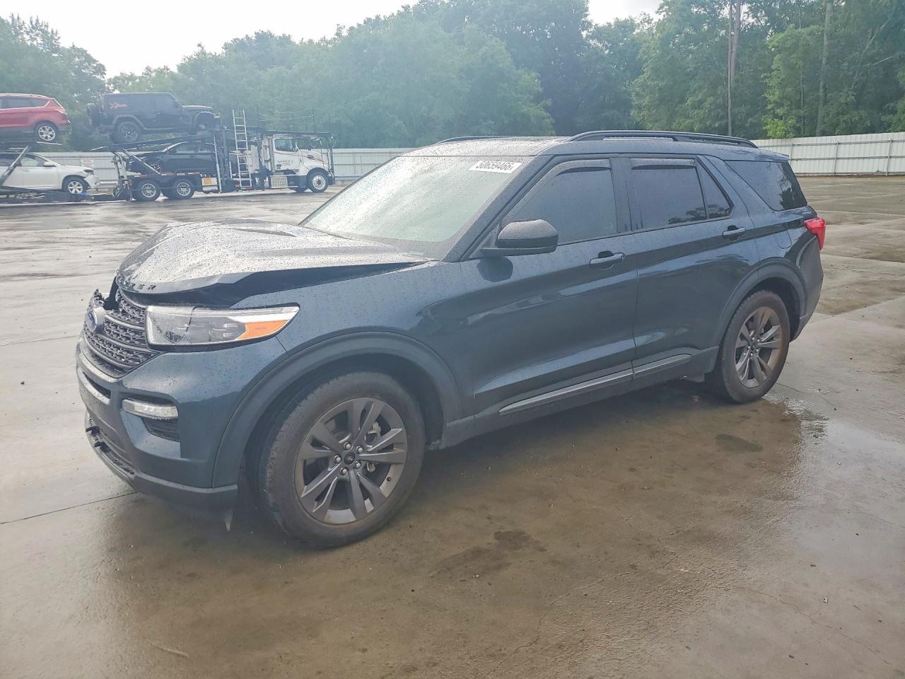 Salvage Ford Explorer Image