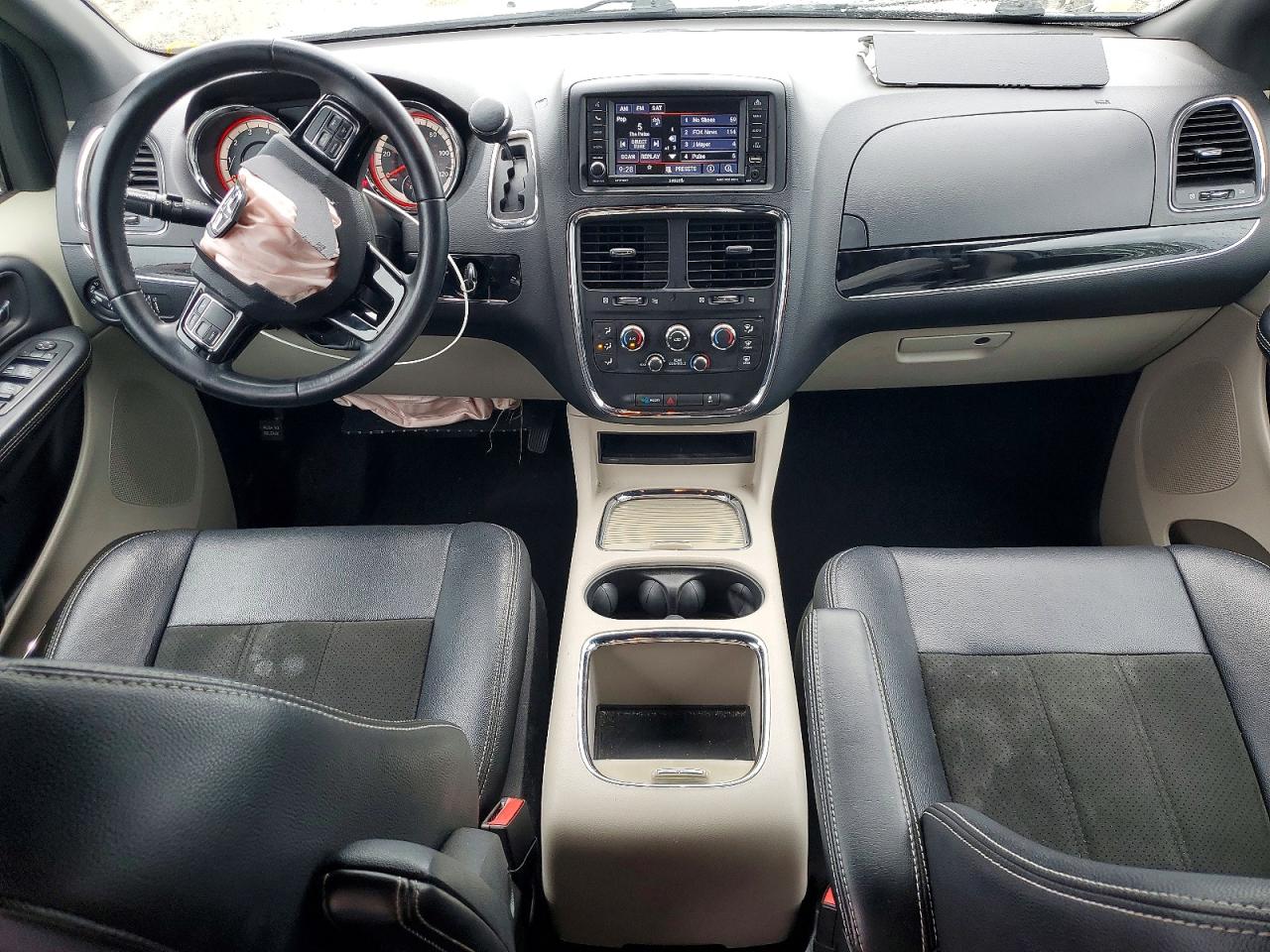Dodge Caravan Sxt