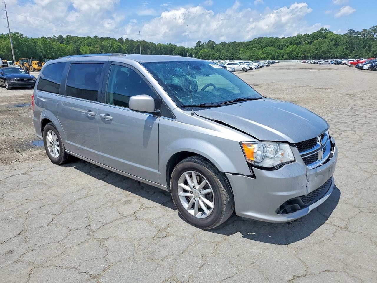 Dodge Caravan Sxt