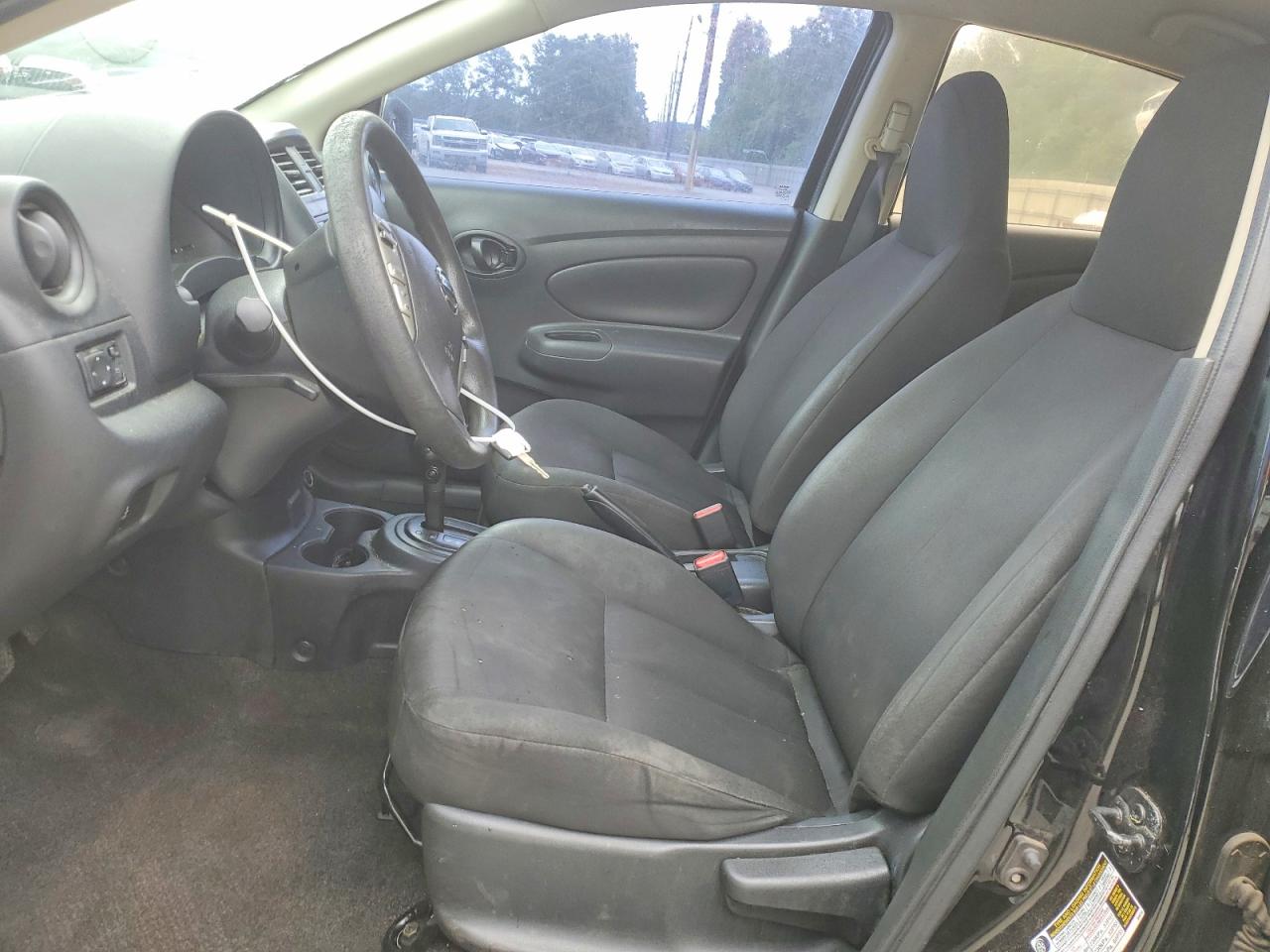 Nissan Versa 1.6 S Plus