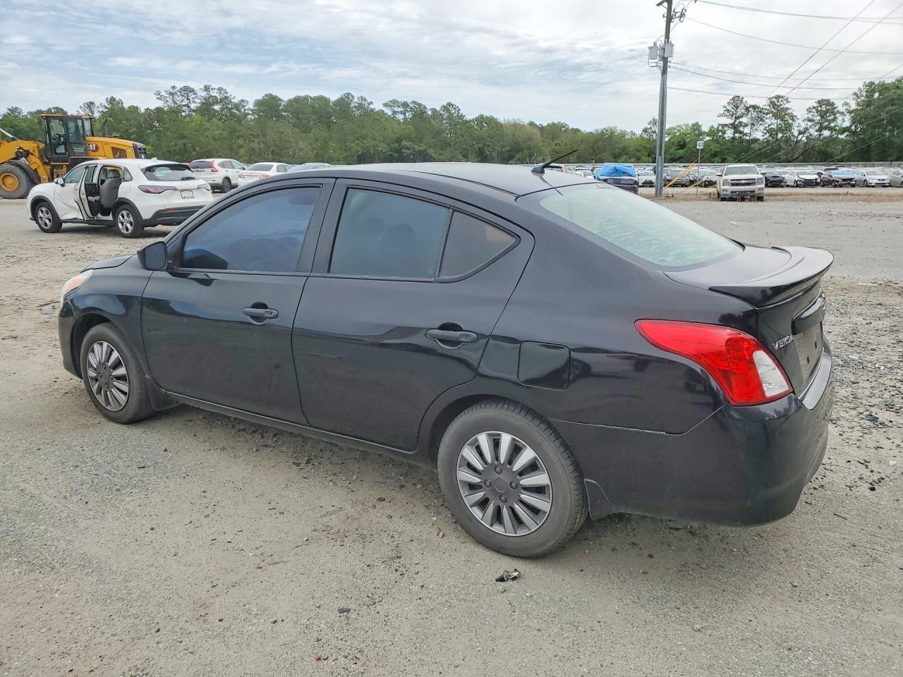 Nissan Versa 1.6 S Plus
