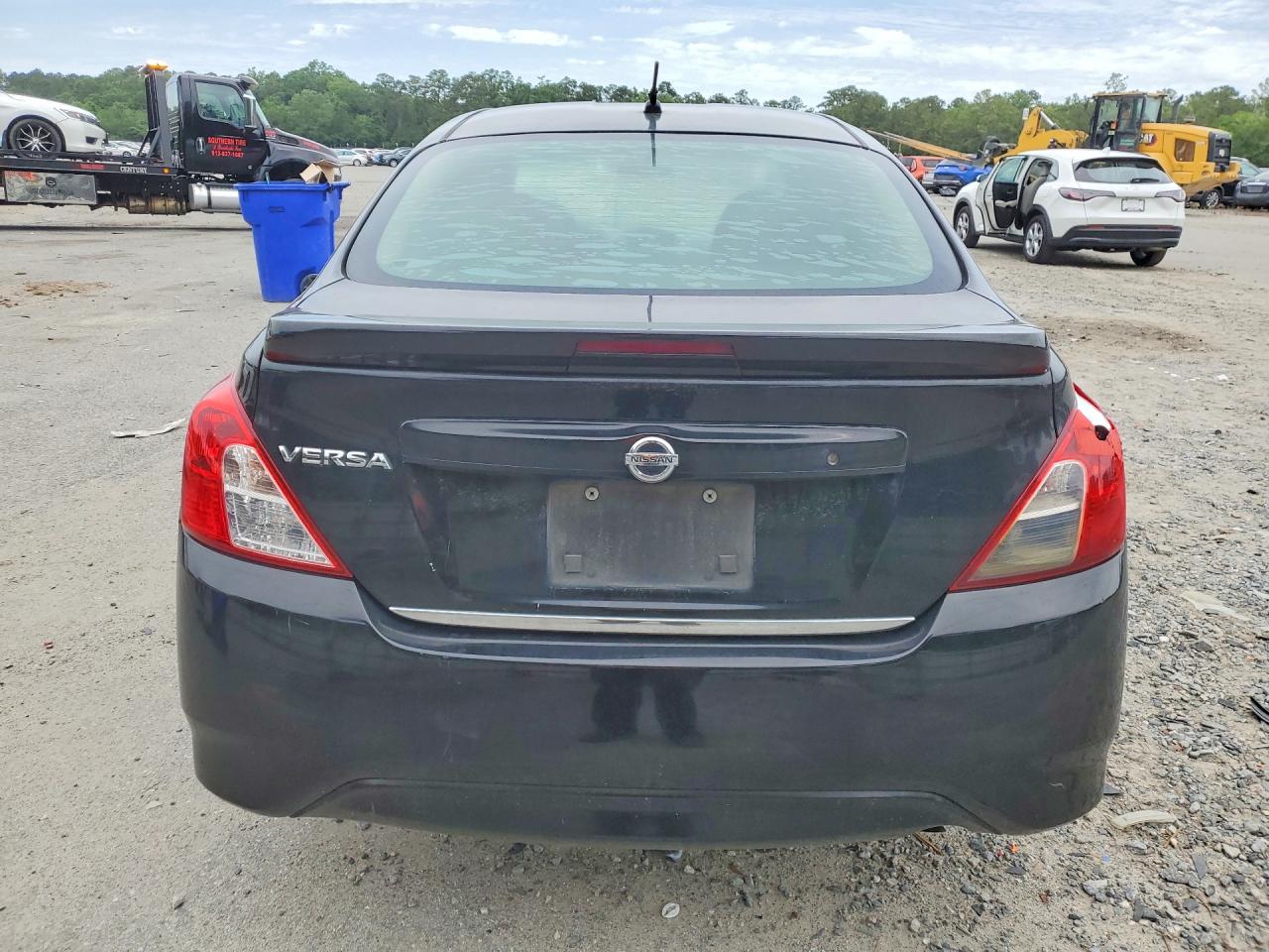 Nissan Versa 1.6 S Plus