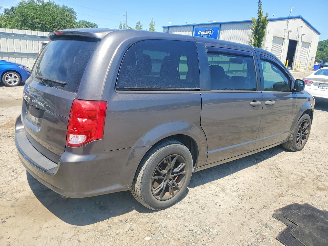 Dodge Caravan Se