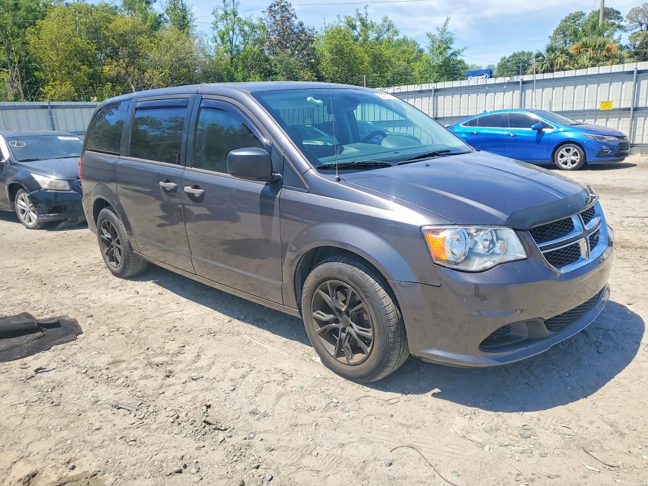 Dodge Caravan Se