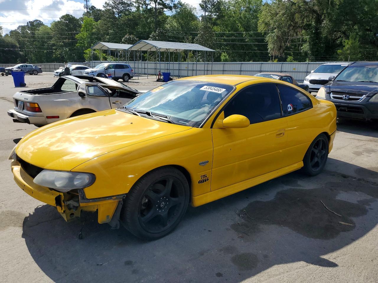 Salvage Pontiac GTO Image