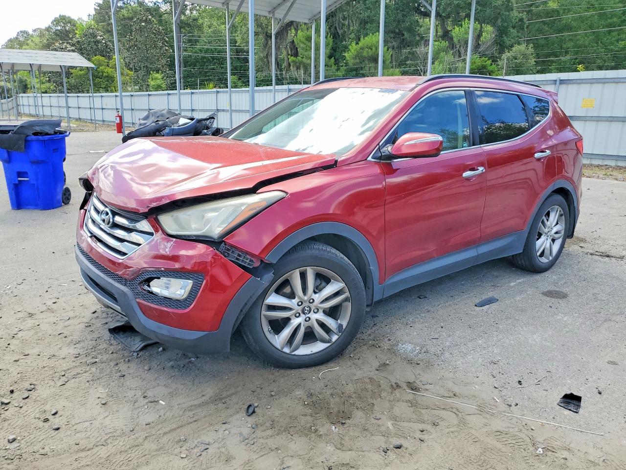 Salvage Hyundai SANTA FE Image