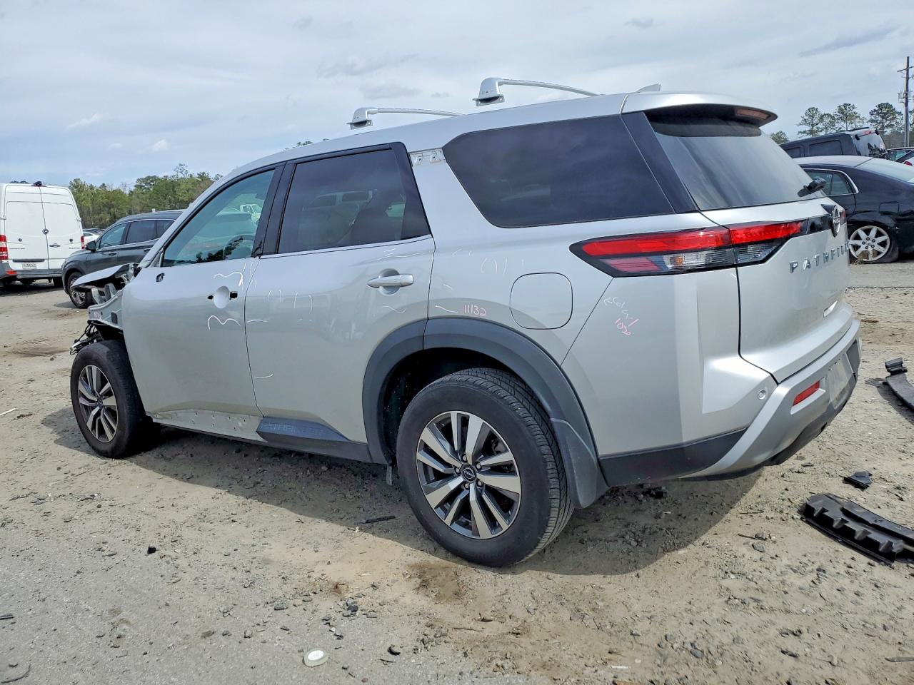 Nissan Pathfinder Sl