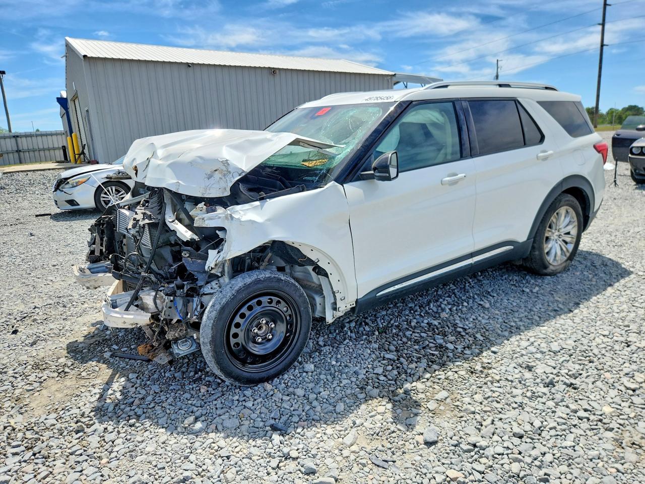 Salvage Ford Explorer Image