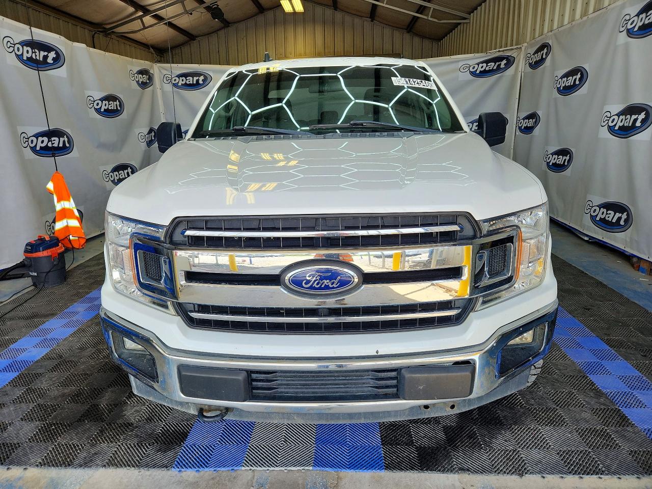Ford F-150 Super Cab