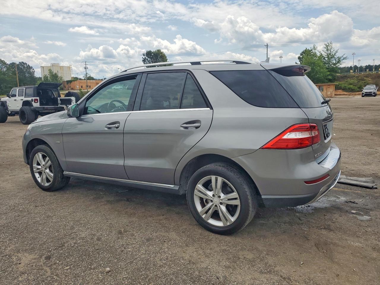 Mercedes-Benz M-Class 350 4matic