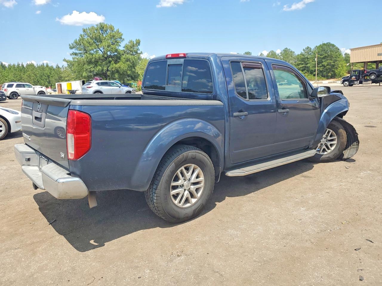 Nissan Frontier Sv