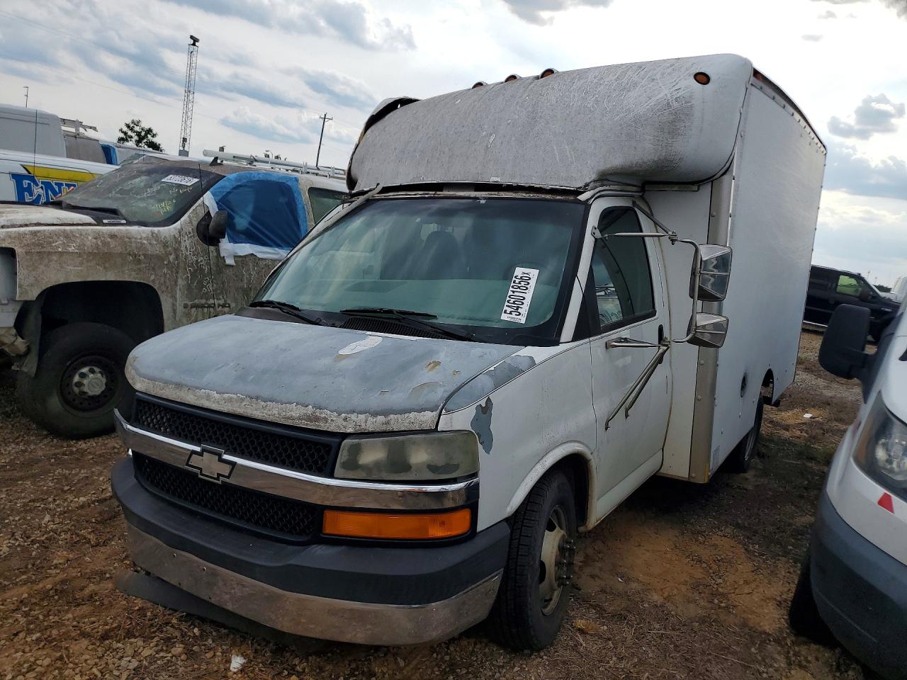 Salvage Chevrolet Express Image