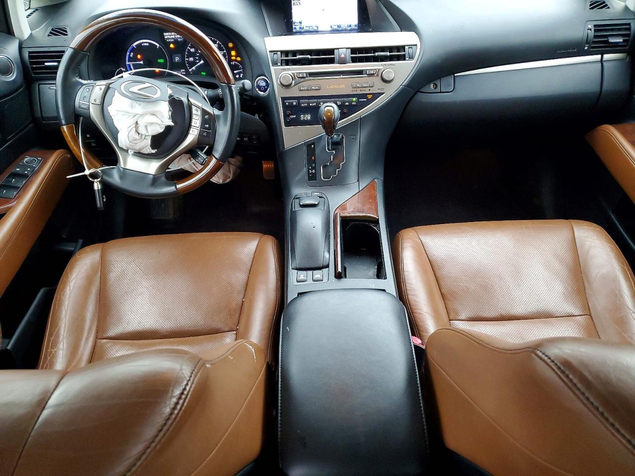 Lexus RX Base