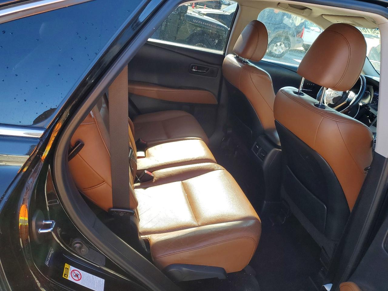 Lexus RX Base