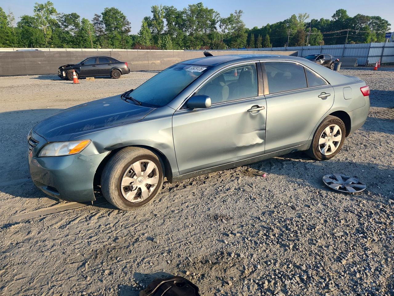 Salvage Toyota Camry Image