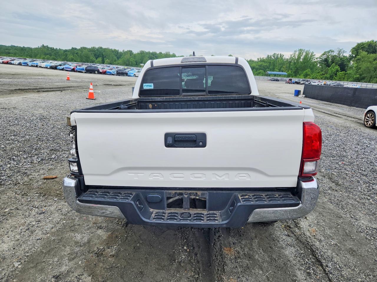 Toyota Tacoma Sr5