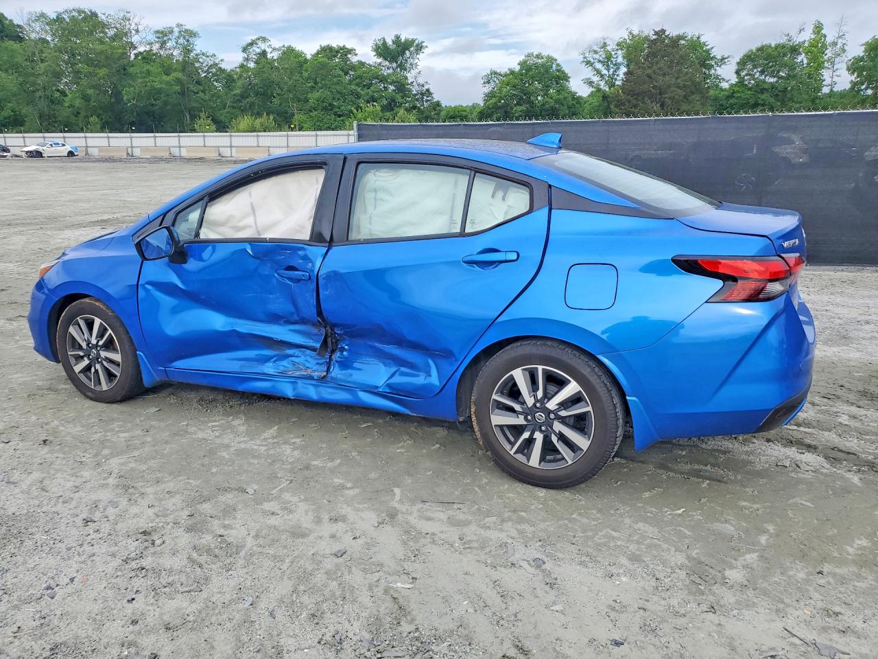 Nissan Versa Sv