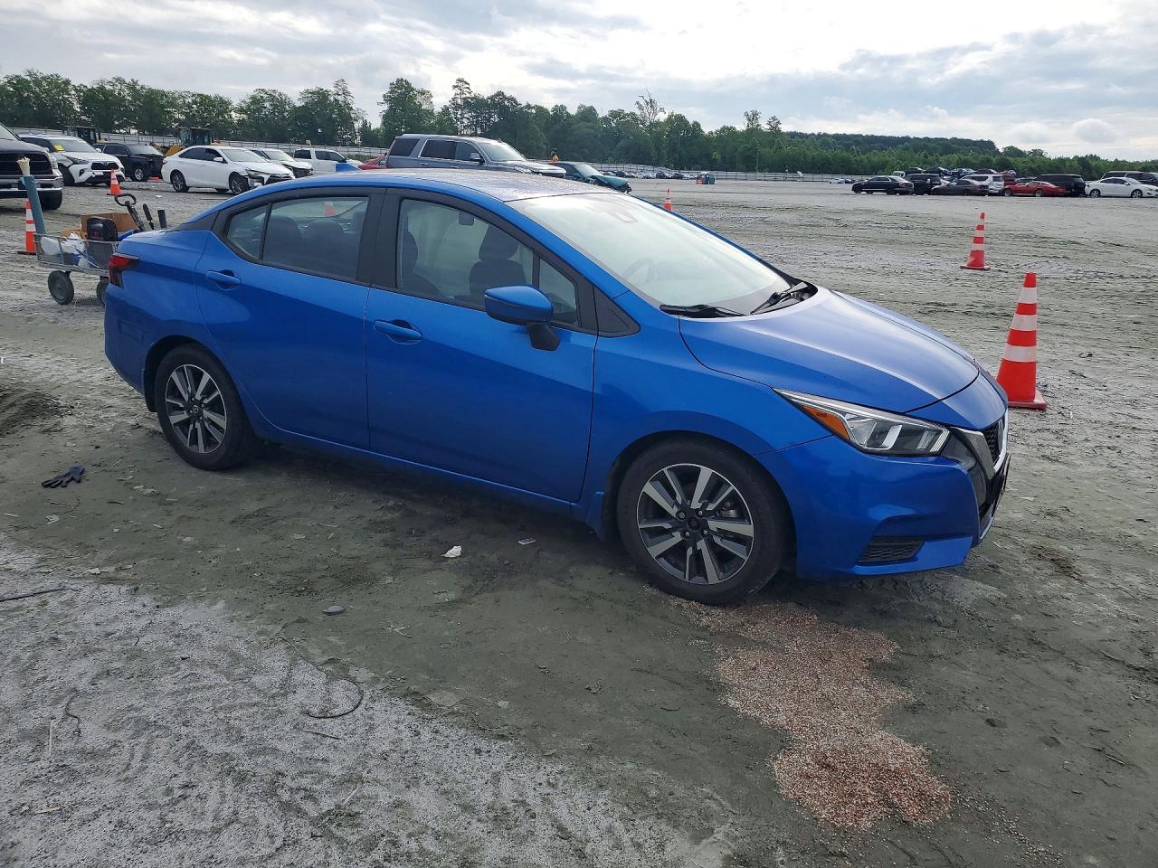 Nissan Versa Sv