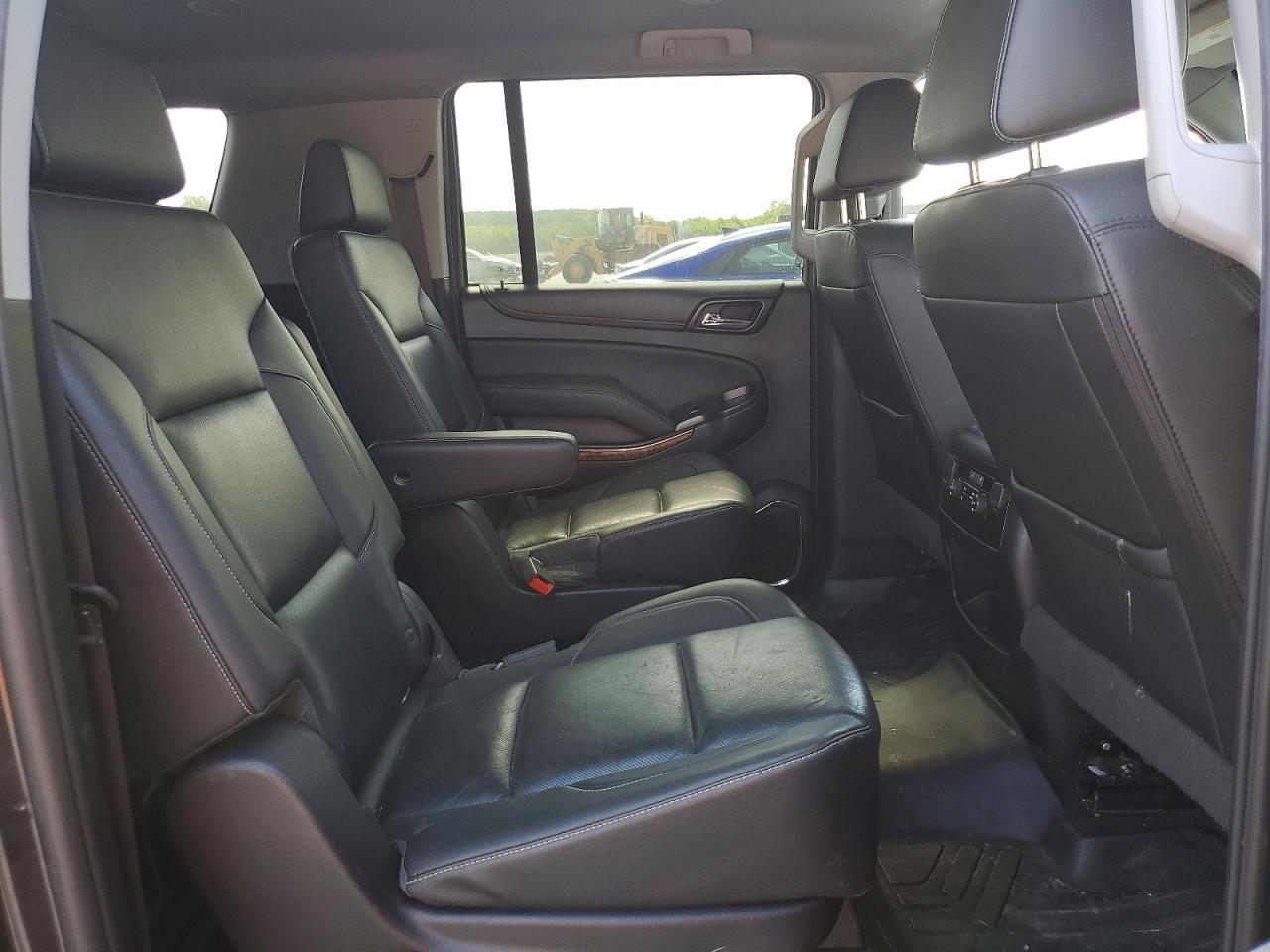 Chevrolet Suburban C1500 Premier