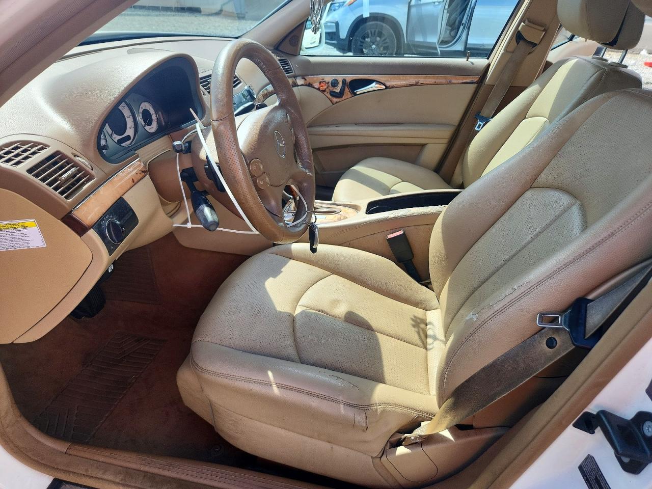 Mercedes-Benz E-Class 350