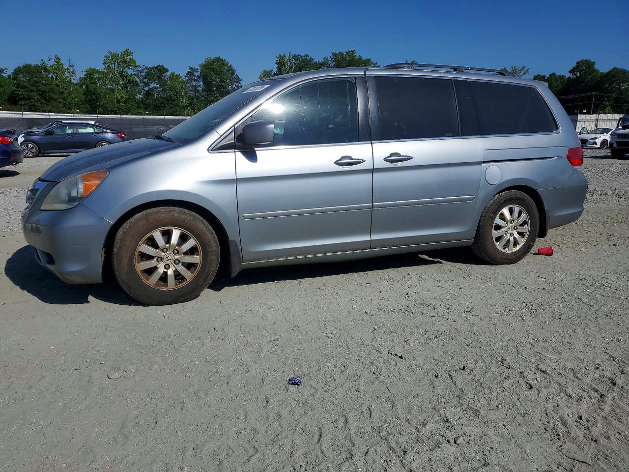 Salvage Honda Odyssey Image