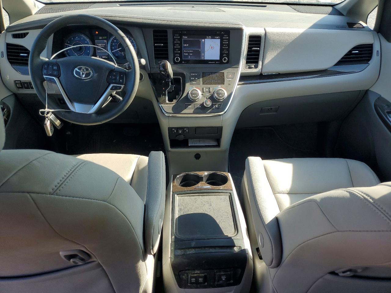 Toyota Sienna Xle 7-passenger
