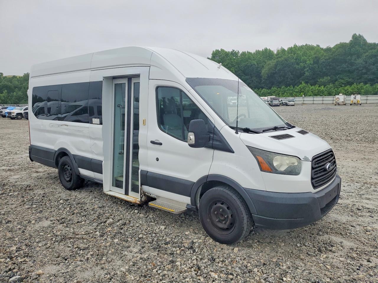 Ford Transit T-250