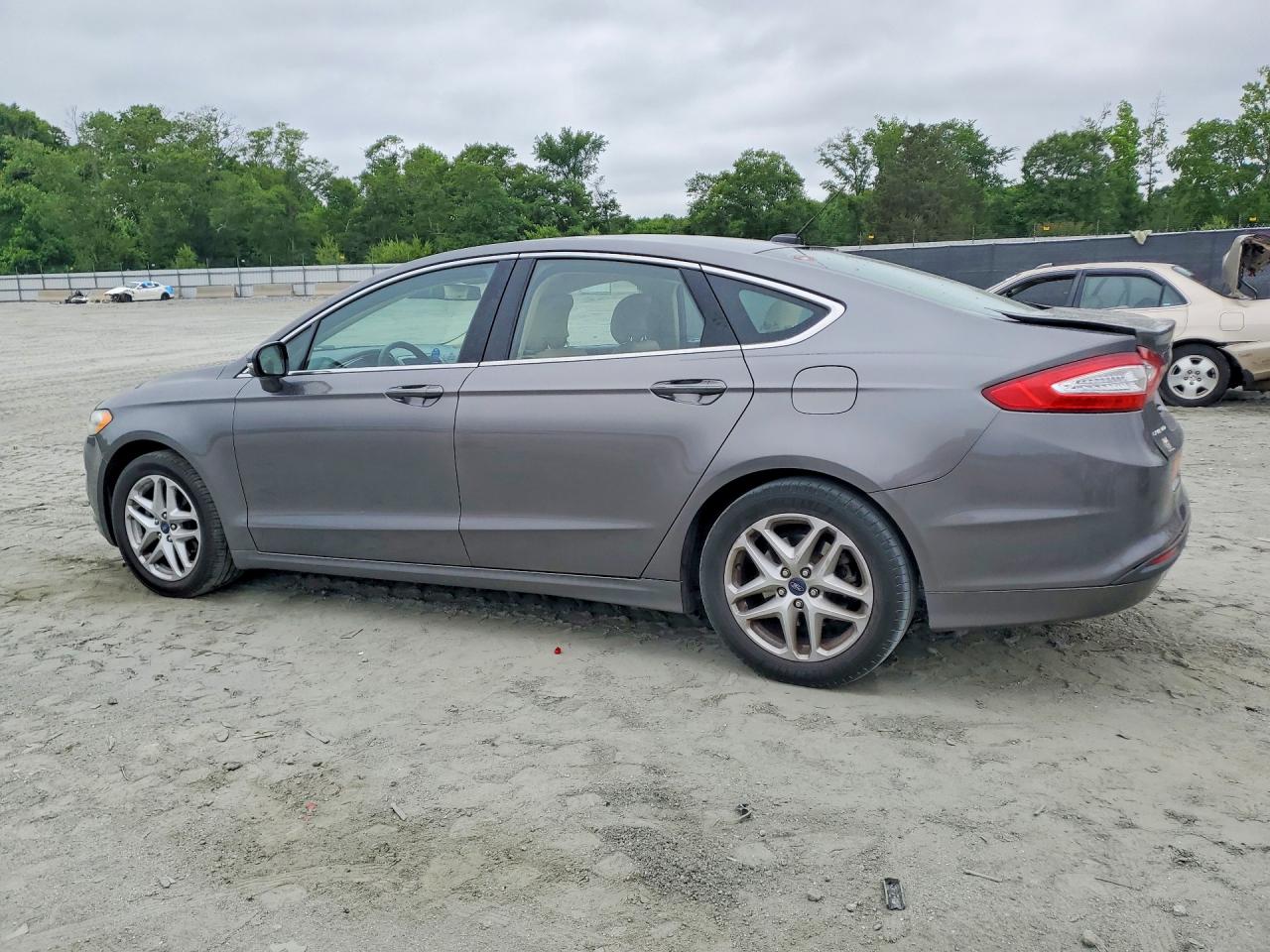 Ford Fusion Se